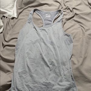 Good condition workout tank top!!